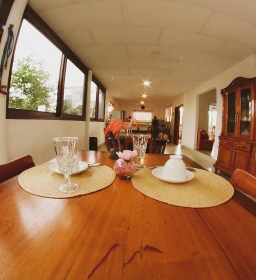 פנסיון Hostal Punta Arena