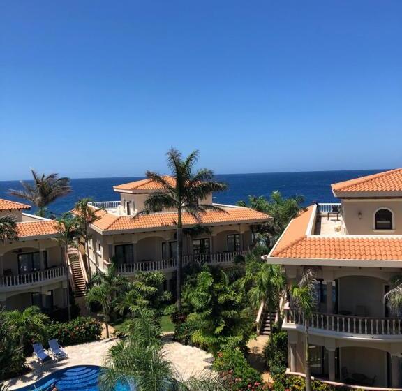 The Meridian At Lighthouse Point