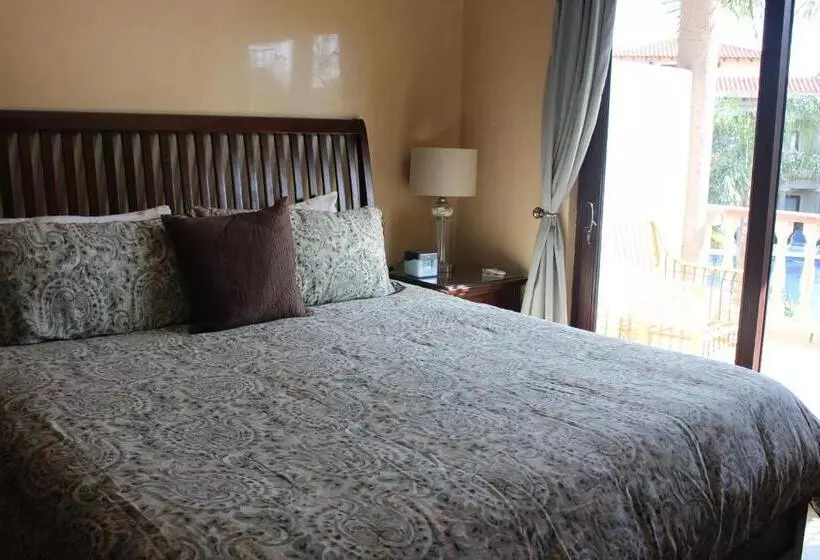 The Meridian At Lighthouse Point