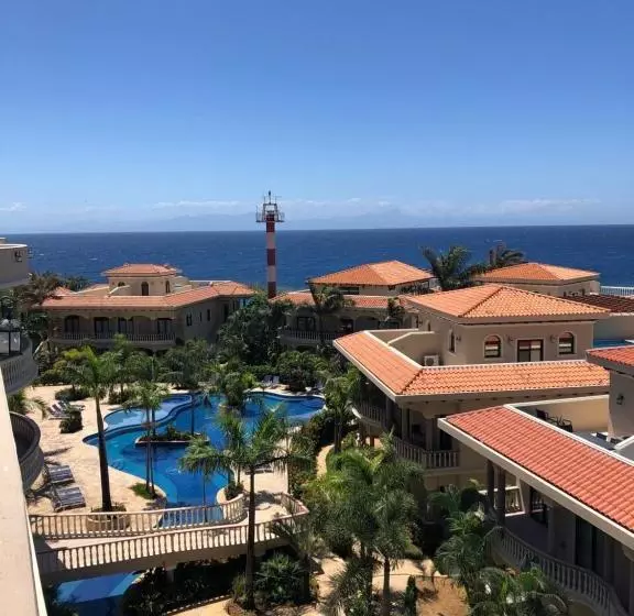 The Meridian At Lighthouse Point