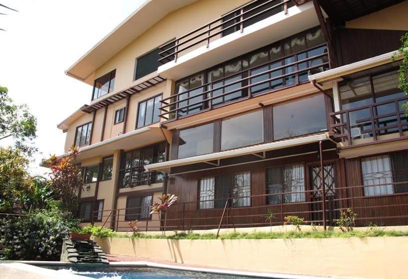 酒店 Las Cumbres B&b