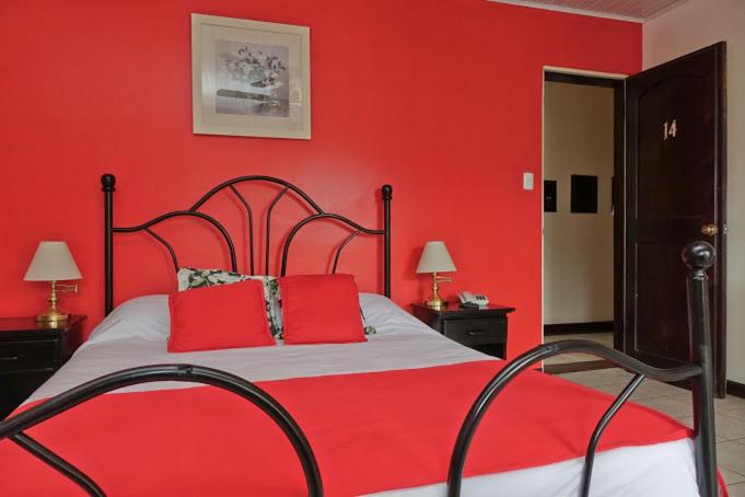 酒店 Las Cumbres B&b