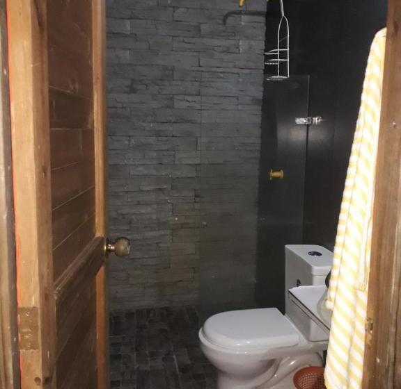 هتل Miradores Del Oso Perezoso