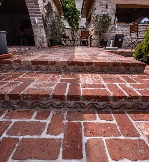 Majatalo Artelier Vama Veche