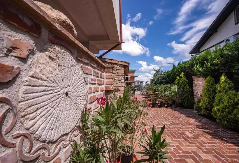 Majatalo Artelier Vama Veche