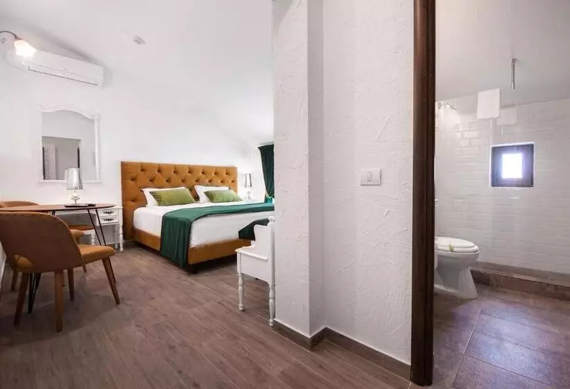 Majatalo Artelier Vama Veche