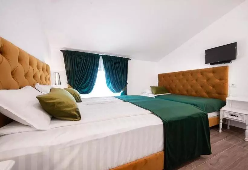 Majatalo Artelier Vama Veche