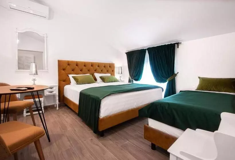 Majatalo Artelier Vama Veche