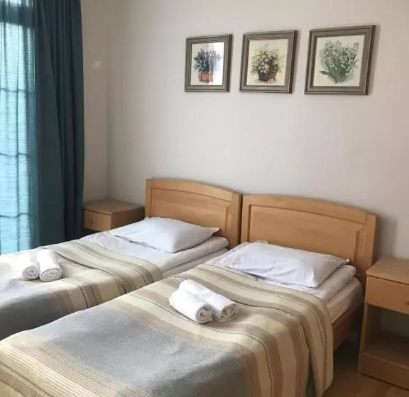 هاستل Boutique Hotel Mestia