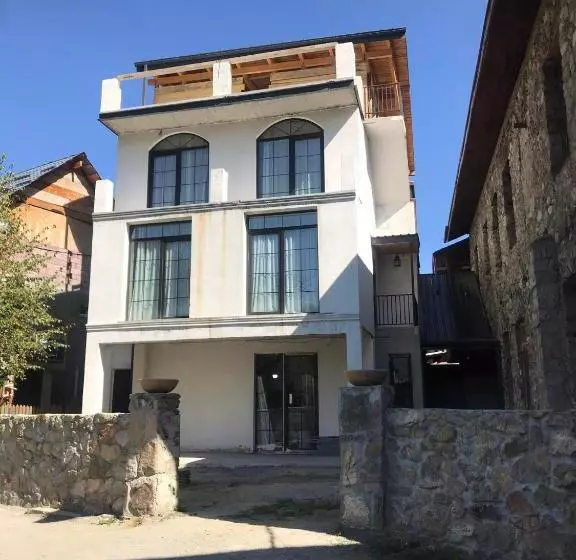 هاستل Boutique Hotel Mestia