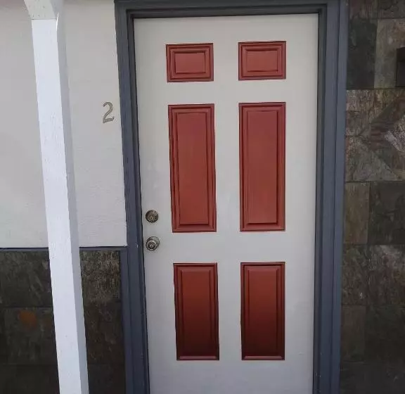 Retkeilymaja Itty Bitty Inn