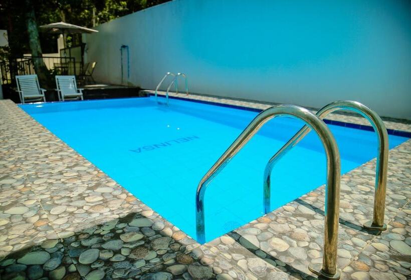 فندق Nelinsa Kandy