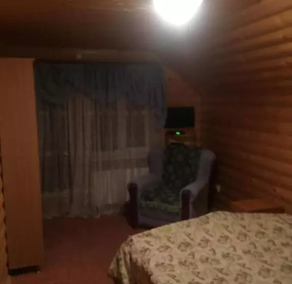 Majatalo сонячні карпати