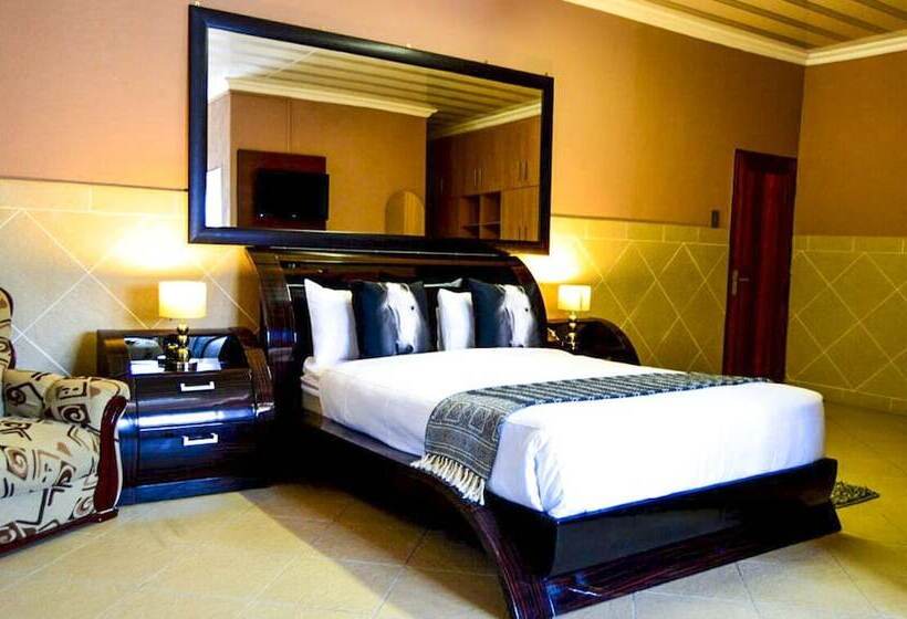 Пансион Cliffords Lodge & Spa