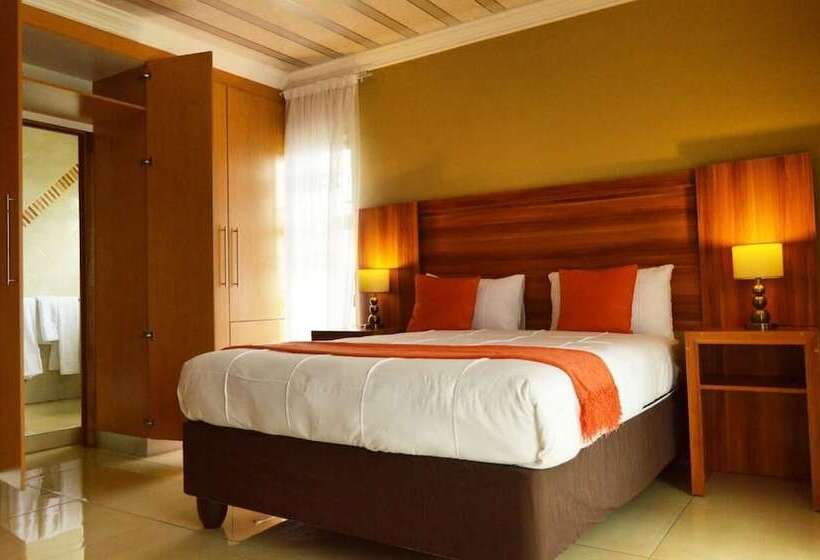 Пансион Cliffords Lodge & Spa