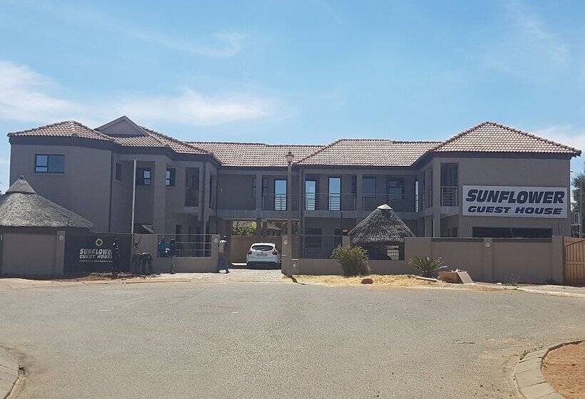 ペンション Sunflower Guesthouse & Spa