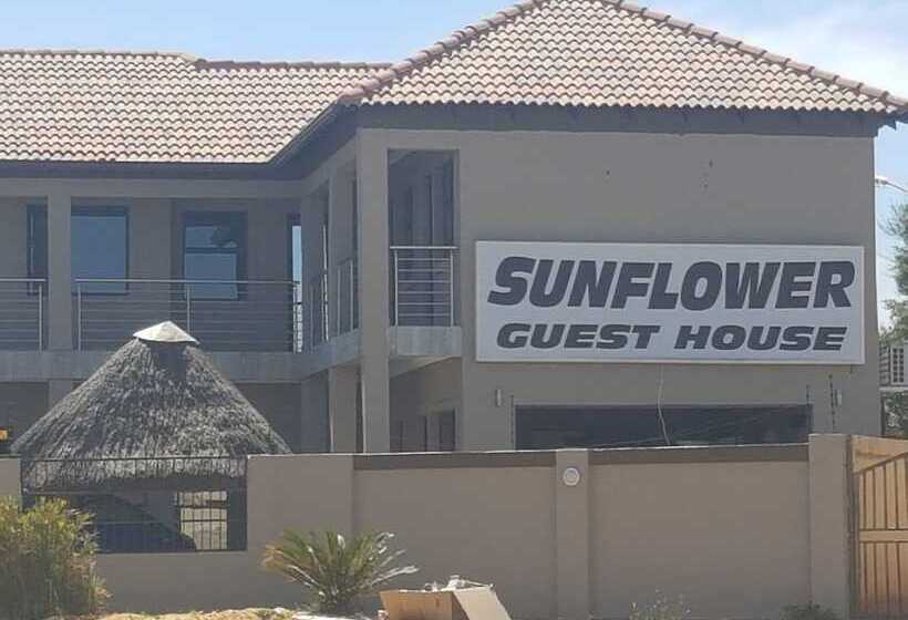 ペンション Sunflower Guesthouse & Spa