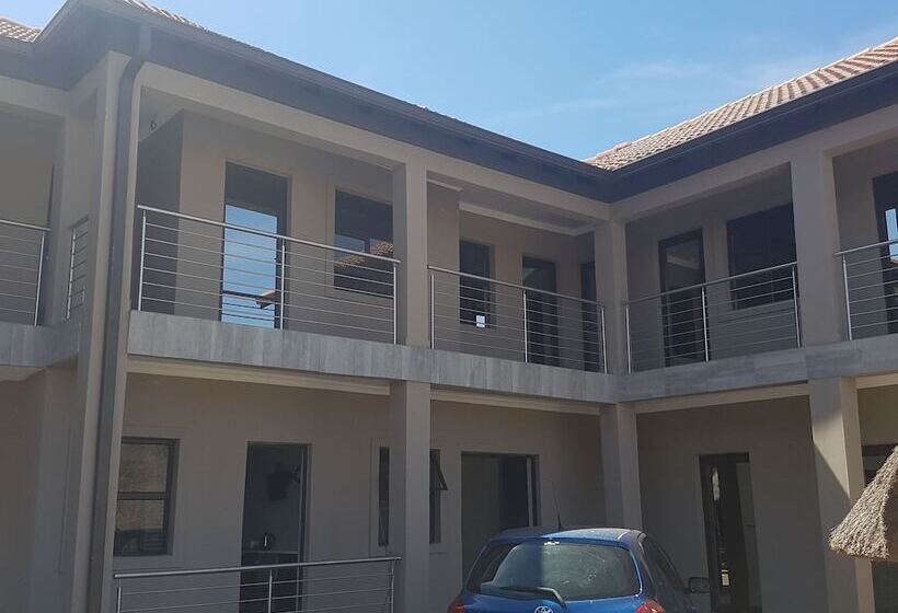 ペンション Sunflower Guesthouse & Spa