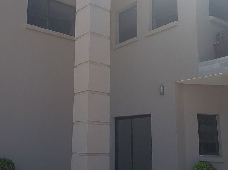 ペンション Sunflower Guesthouse & Spa