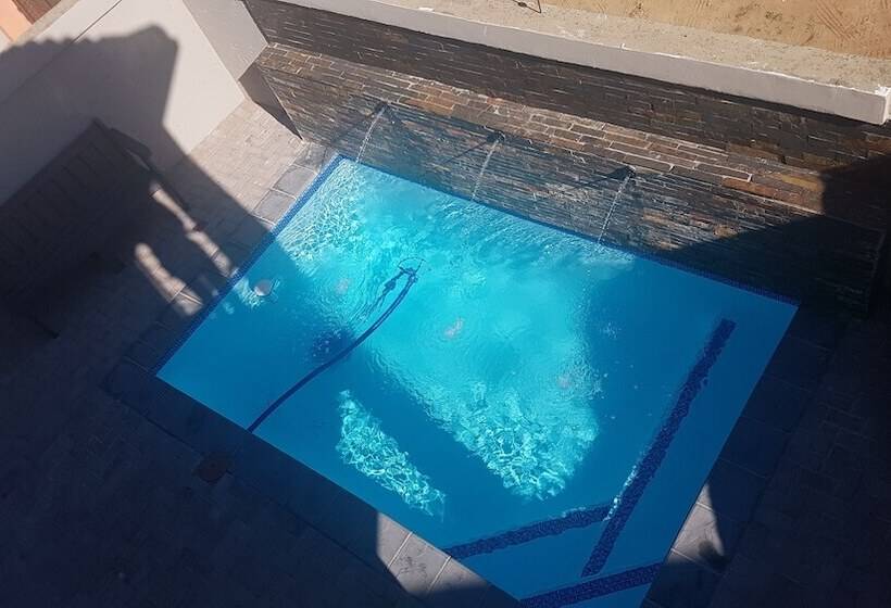 ペンション Sunflower Guesthouse & Spa