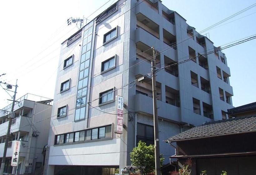 فندق Business Sennari