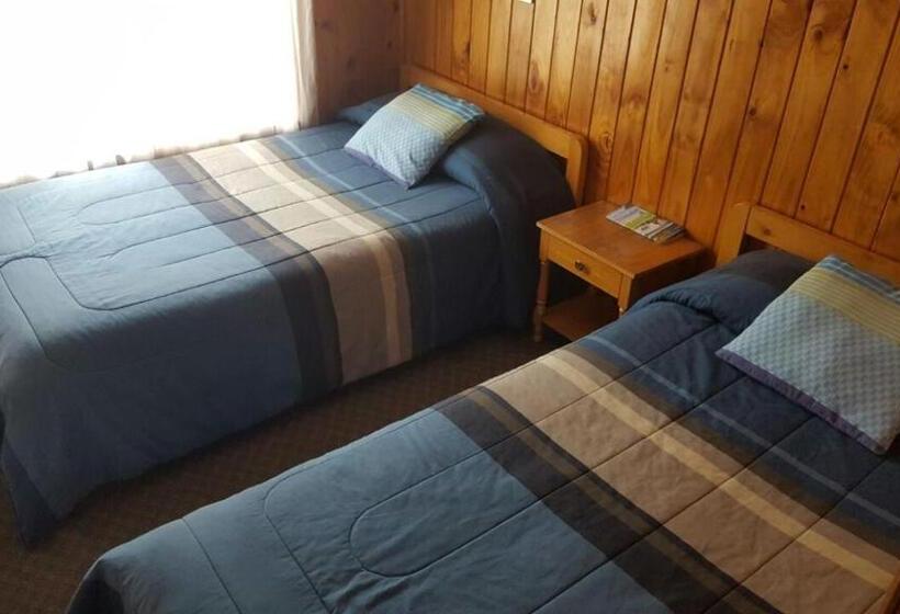 پانسیون Hostal Costa Azul