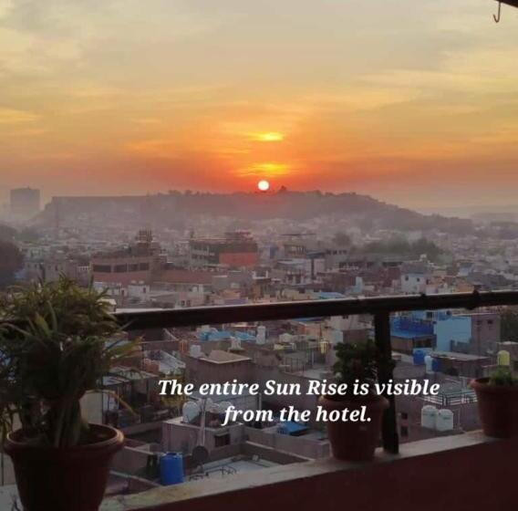 Pensão Inda Heritage Guest House