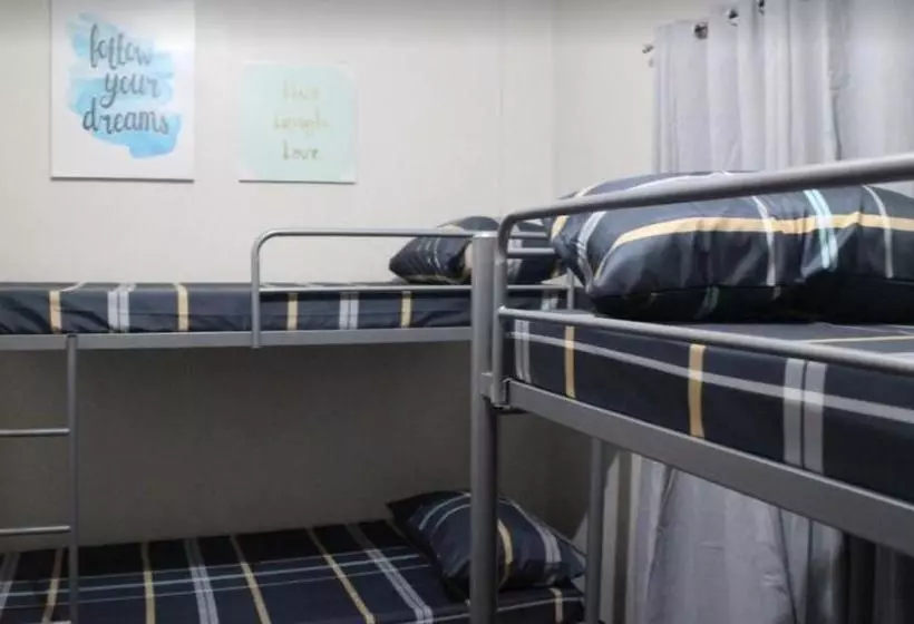 Majatalo Tagaytay Modern Guesthouse City Center