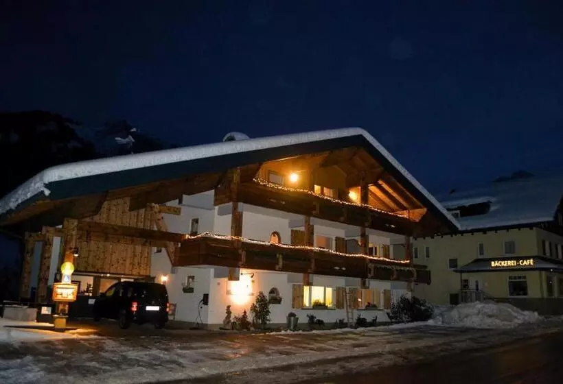 Alp Chalet