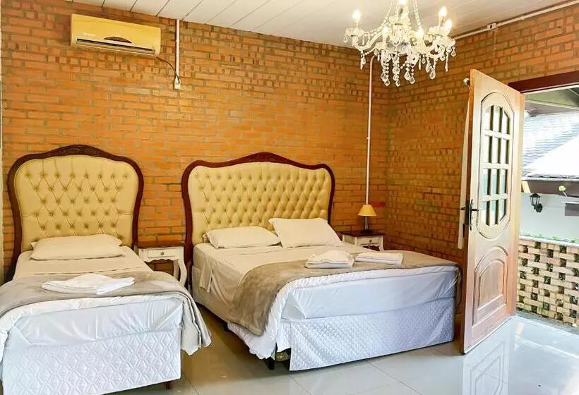 Majatalo Casa Branca Pousada