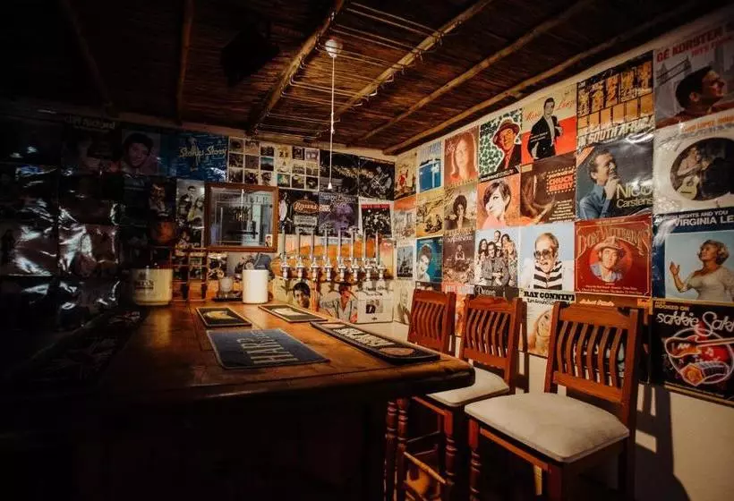 Majatalo Ruxmian Lodge