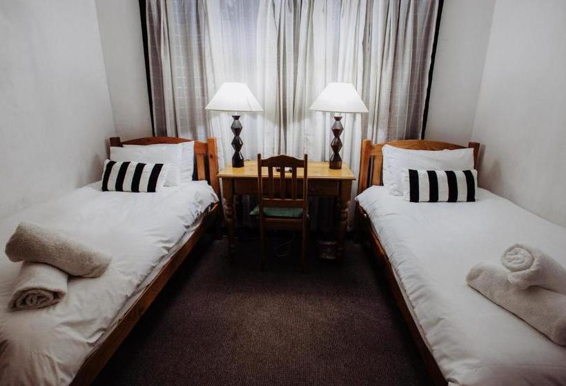 بنسيون Ruxmian Lodge