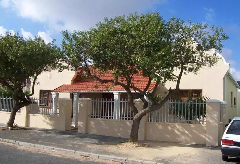 Majatalo Ruxmian Lodge