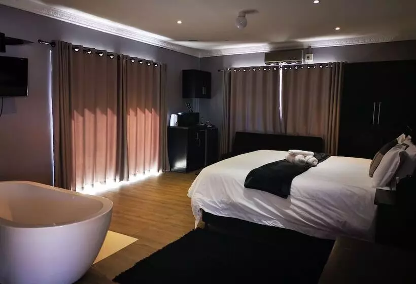 ペンション The Green Olive Guesthouse