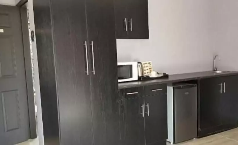 ペンション The Green Olive Guesthouse