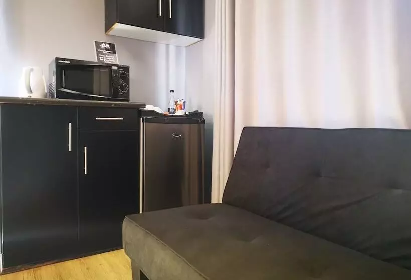 ペンション The Green Olive Guesthouse