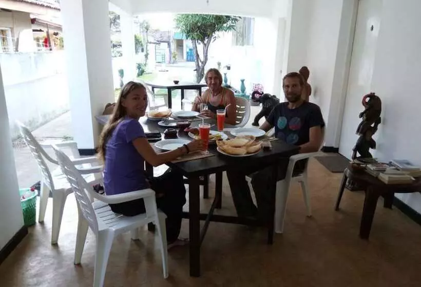 Majatalo The Sea House