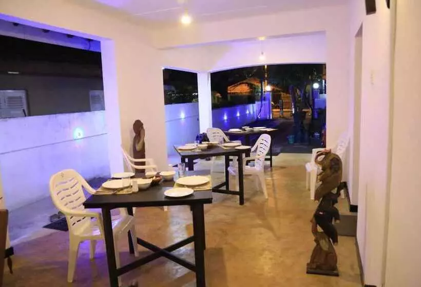 Majatalo The Sea House