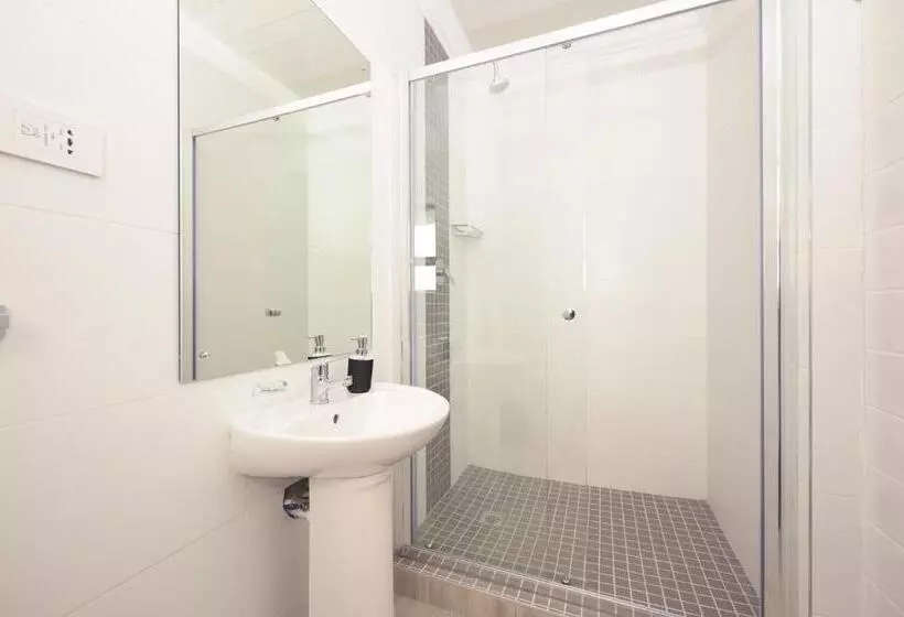 پانسیون King Guest Lodge