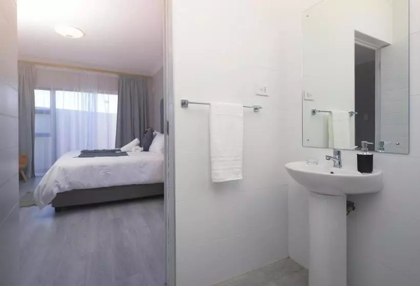 پانسیون King Guest Lodge