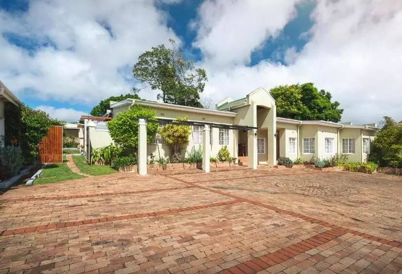 ペンション Oak Lodge Guest House