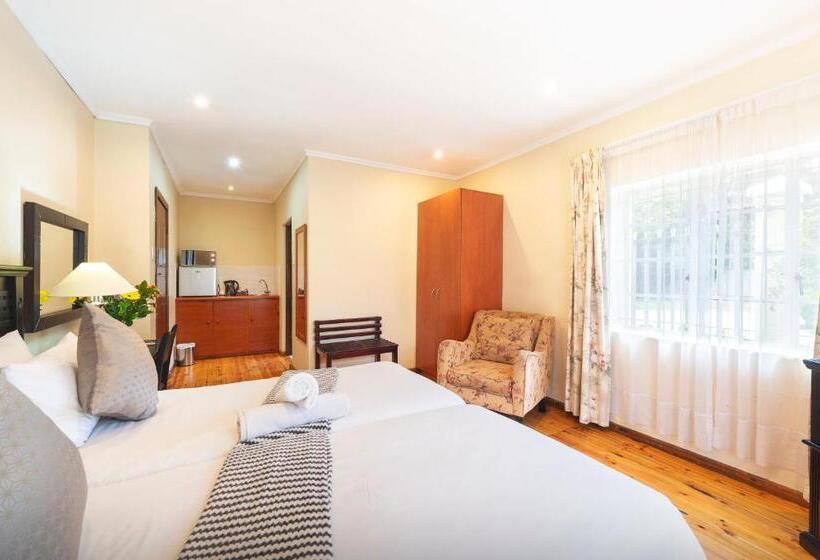 膳宿费 Oak Lodge Guest House