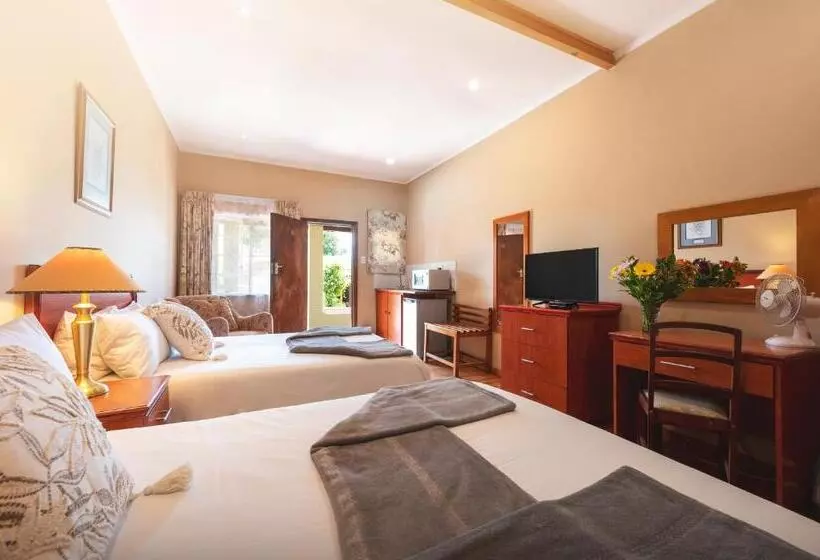 ペンション Oak Lodge Guest House