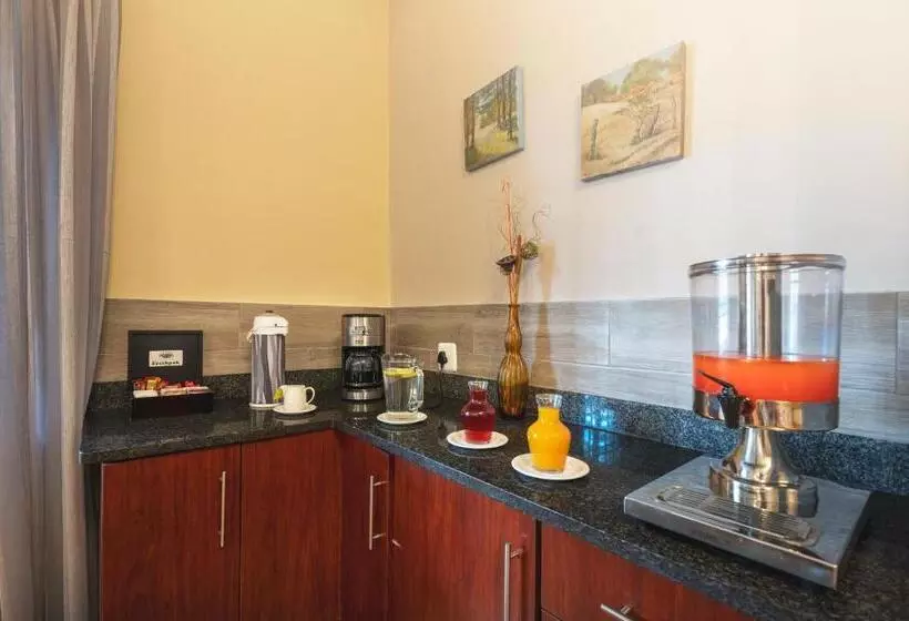 ペンション Oak Lodge Guest House