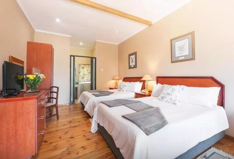 ペンション Oak Lodge Guest House