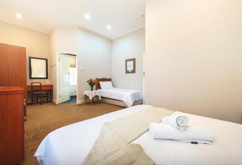 膳宿费 Oak Lodge Guest House