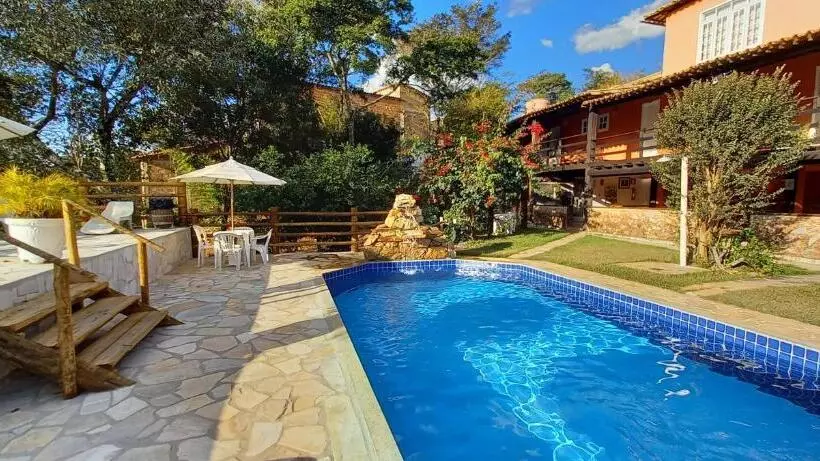 Majatalo Pousada Canto Das Aguas