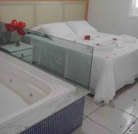 Majatalo Pousada Canto Das Aguas