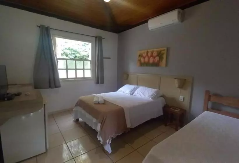 Majatalo Pousada Canto Das Aguas