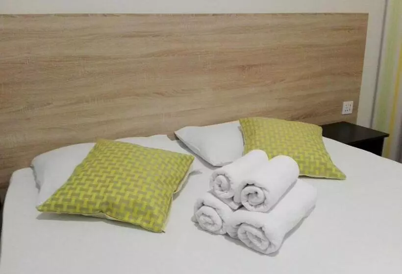 پانسیون Sleep&go Guest House